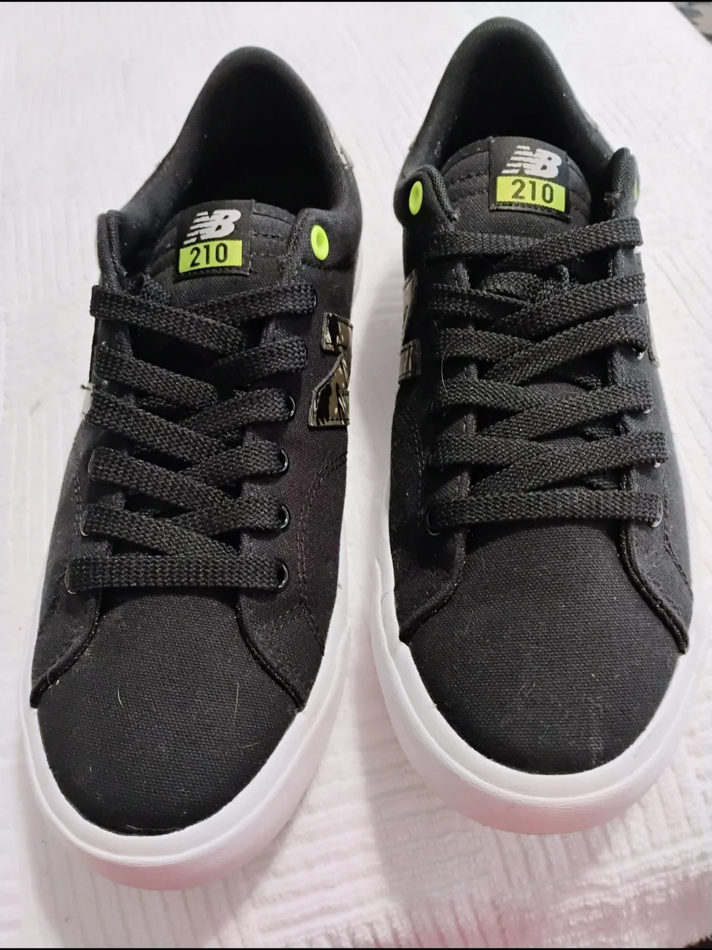New Balance low top